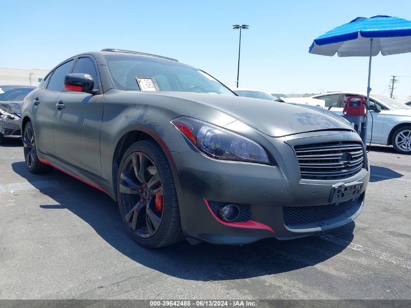 2011 INFINITI M56