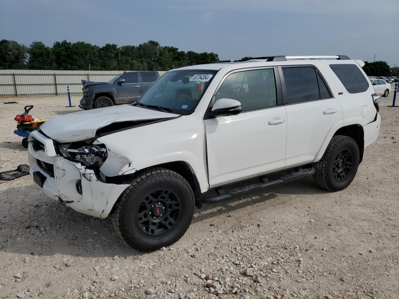 2023 TOYOTA 4RUNNER SE