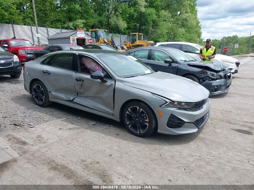 2022 KIA K5 GT-LINE