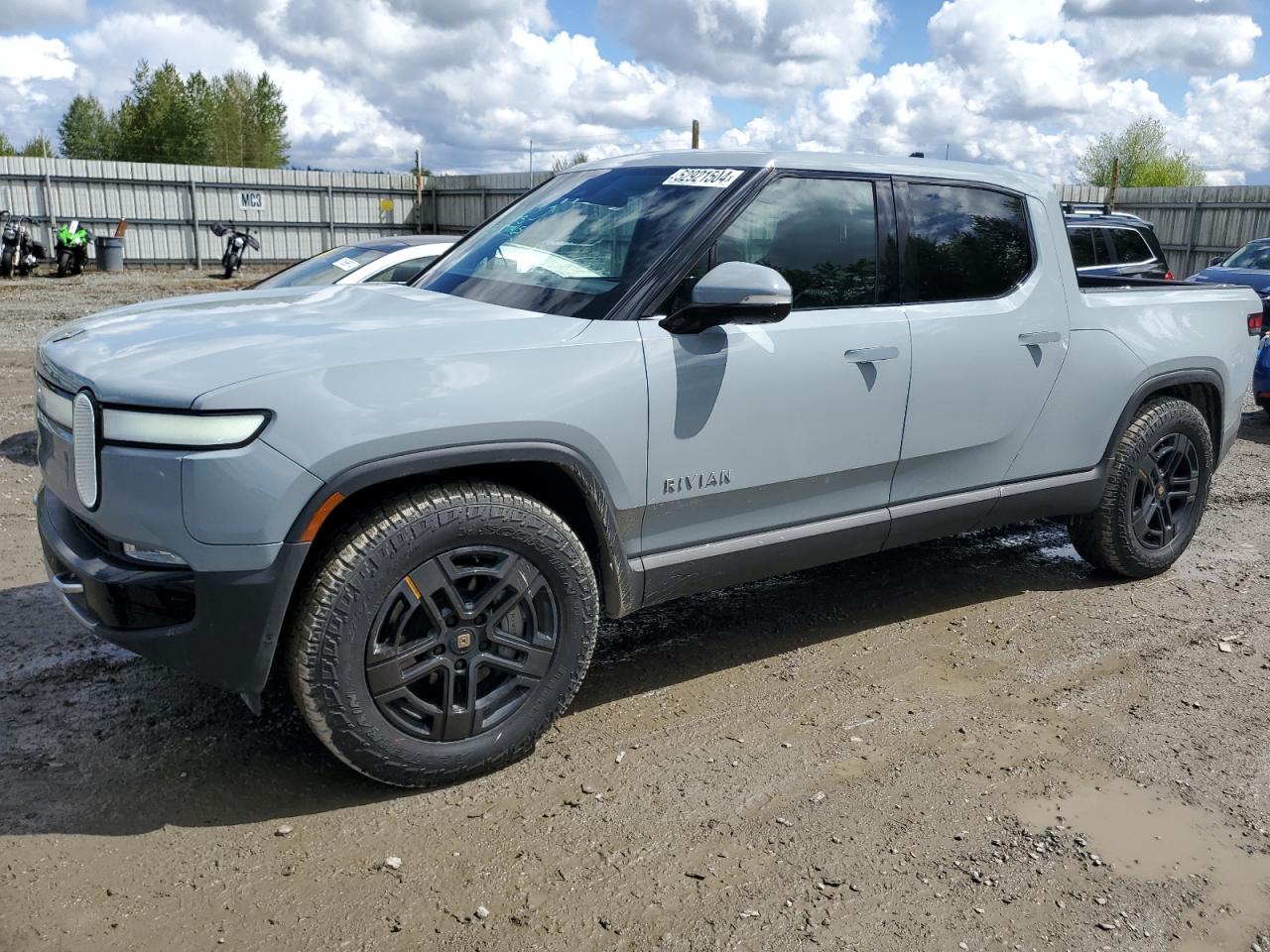 2023 RIVIAN R1T ADVENTURE