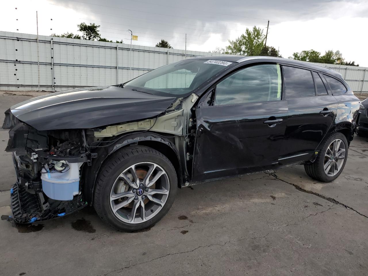 2018 VOLVO V60 CROSS COUNTRY PREMIER