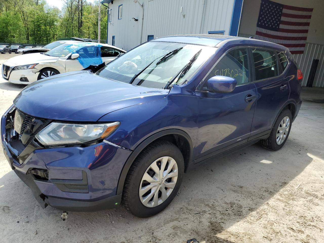 2017 NISSAN ROGUE SV