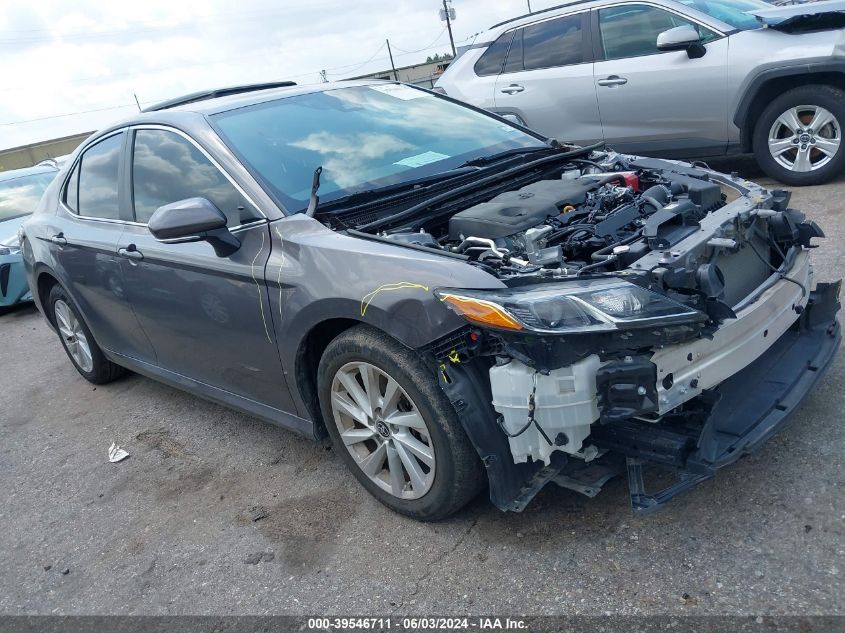 2022 TOYOTA CAMRY LE