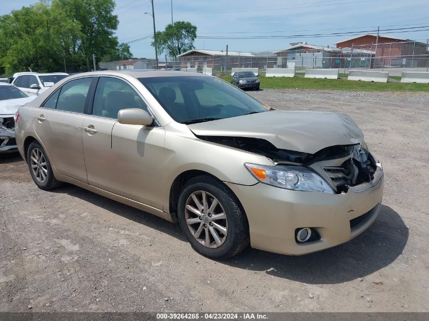 2011 TOYOTA CAMRY XLE V6