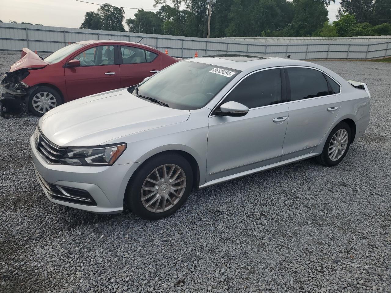 2016 VOLKSWAGEN PASSAT SE