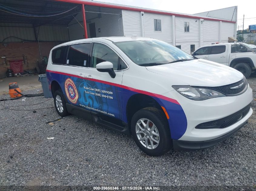 2022 CHRYSLER VOYAGER LX