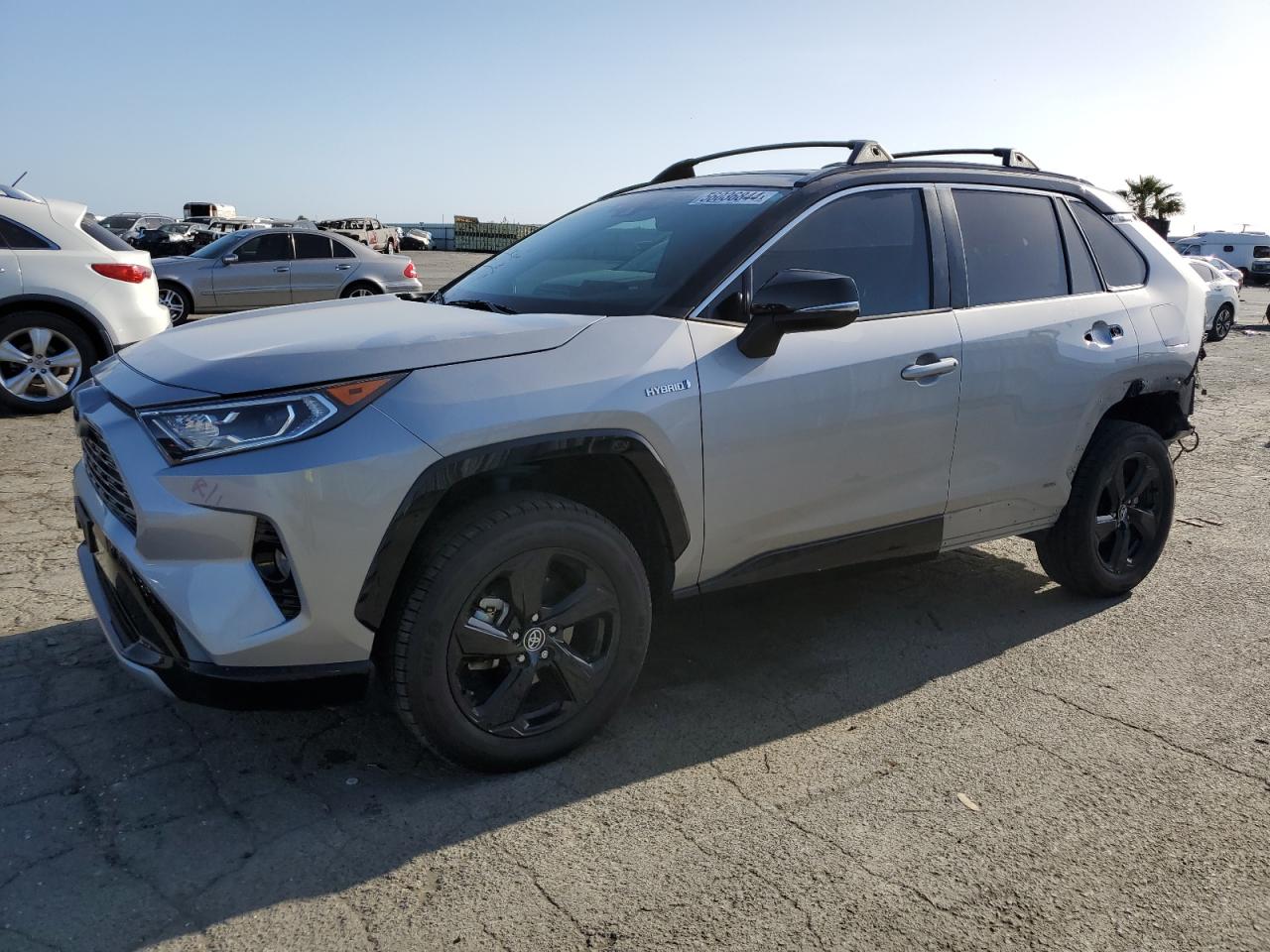 2020 TOYOTA RAV4 XSE