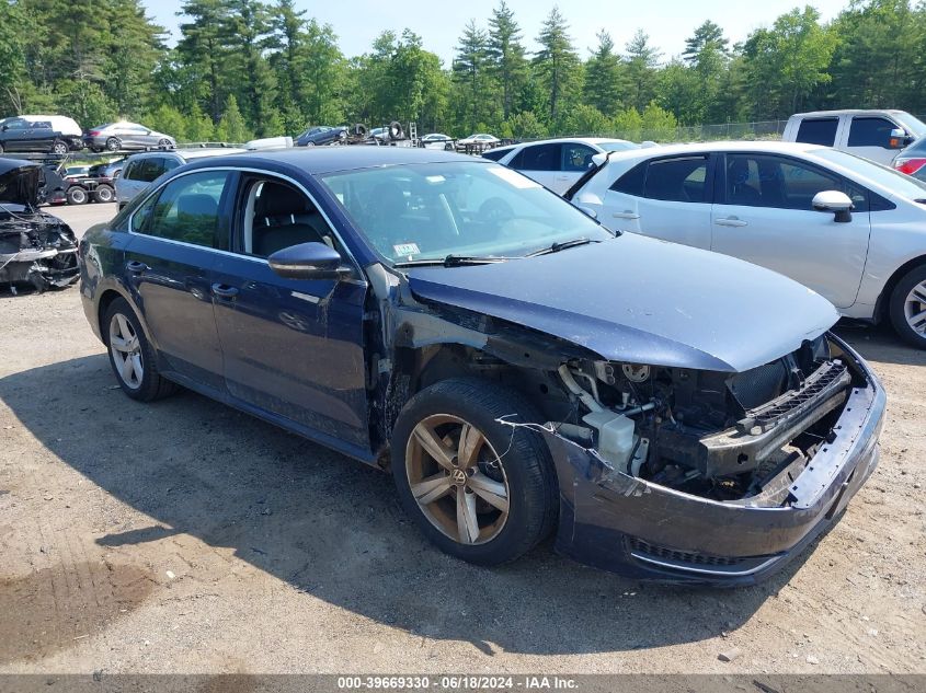 2012 VOLKSWAGEN PASSAT SE