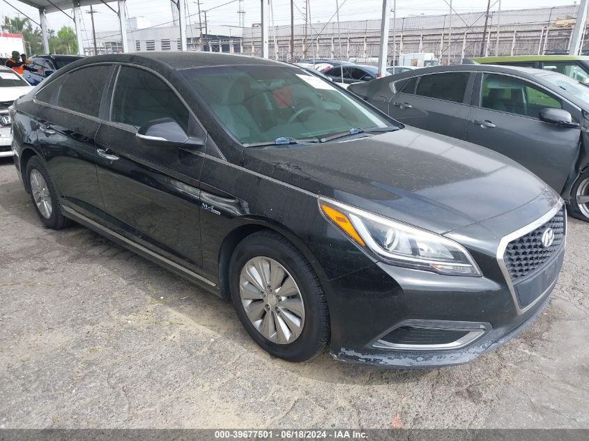 2016 HYUNDAI SONATA HYBRID SE