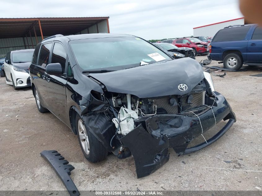 2015 TOYOTA SIENNA LE 8 PASSENGER