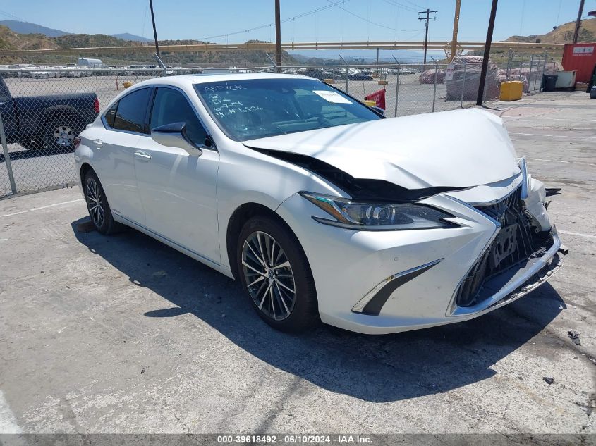 2022 LEXUS ES 300H