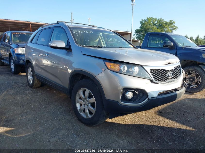 2013 KIA SORENTO LX