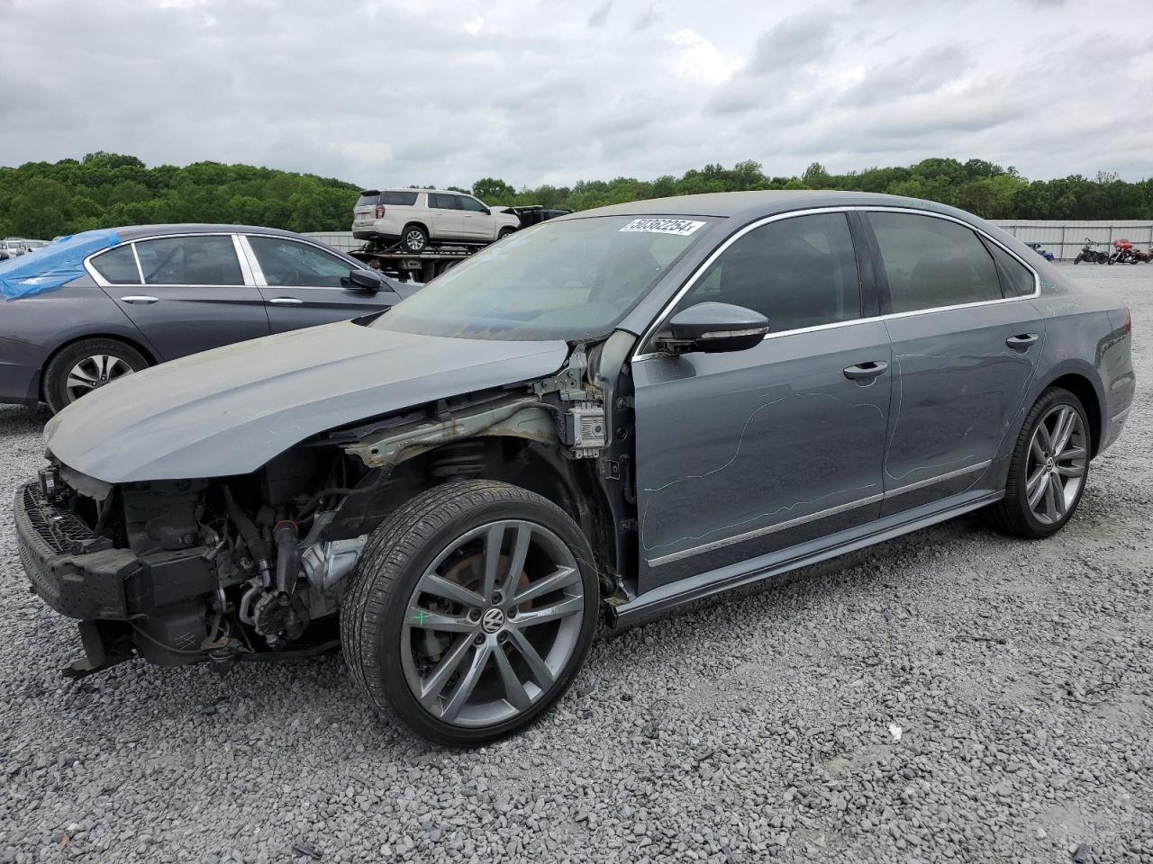 2017 VOLKSWAGEN PASSAT R-LINE