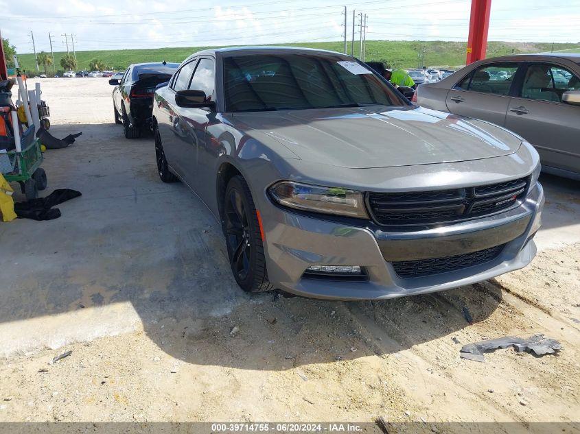 2017 DODGE CHARGER SXT RWD