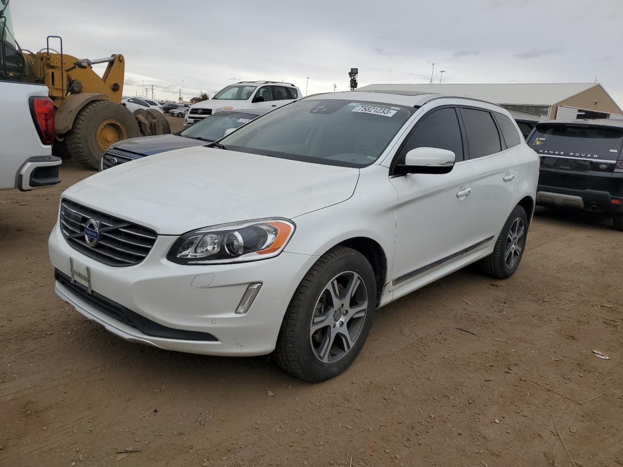 2015 VOLVO XC60 T6 PLATINUM