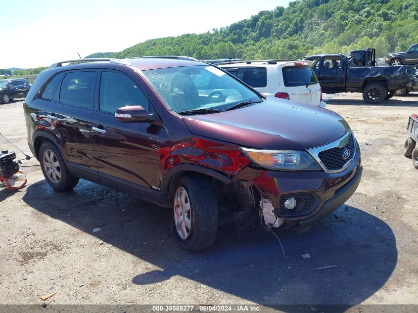 2013 KIA SORENTO LX