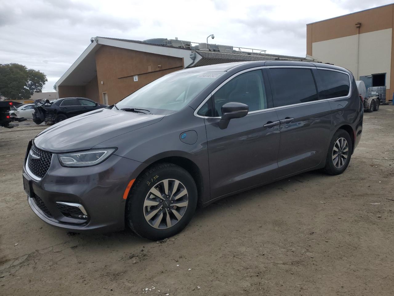 2022 CHRYSLER PACIFICA HYBRID TOURING L