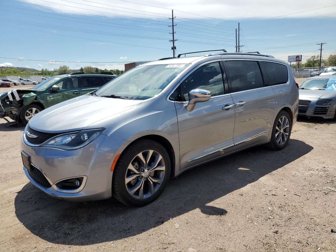 2017 CHRYSLER PACIFICA LIMITED