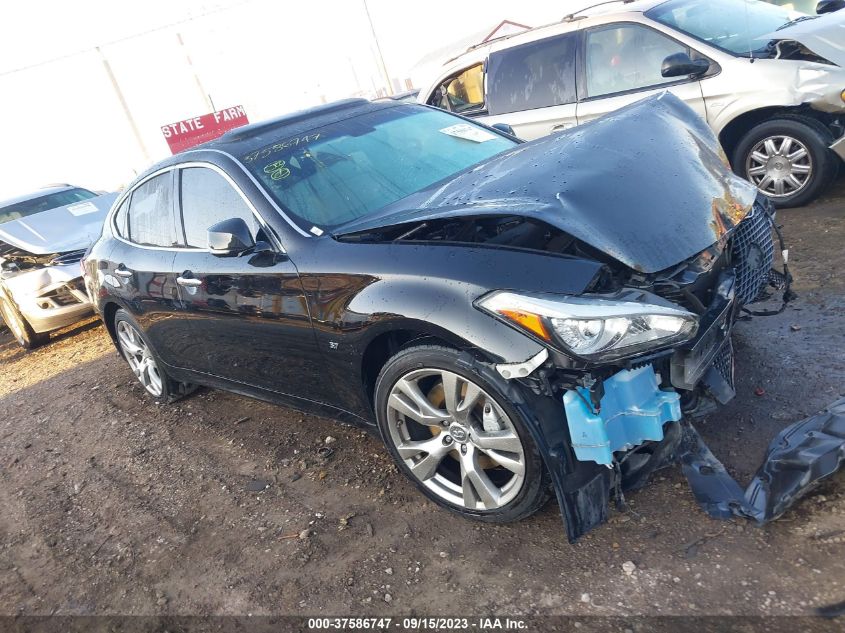 2015 INFINITI Q70 3.7X