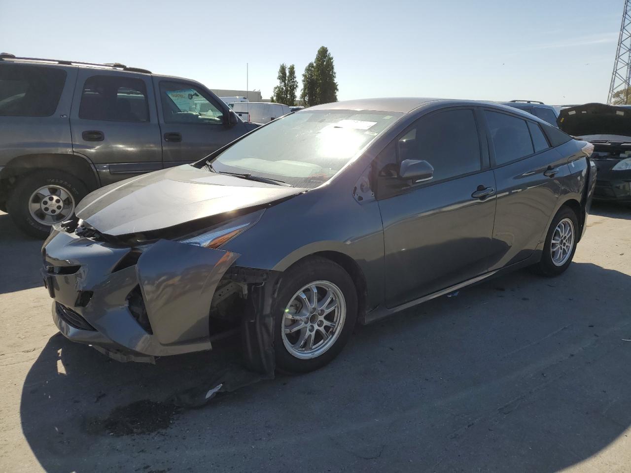 2016 TOYOTA PRIUS