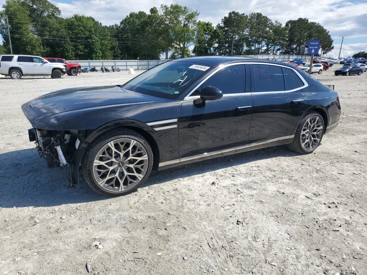 2023 GENESIS G90