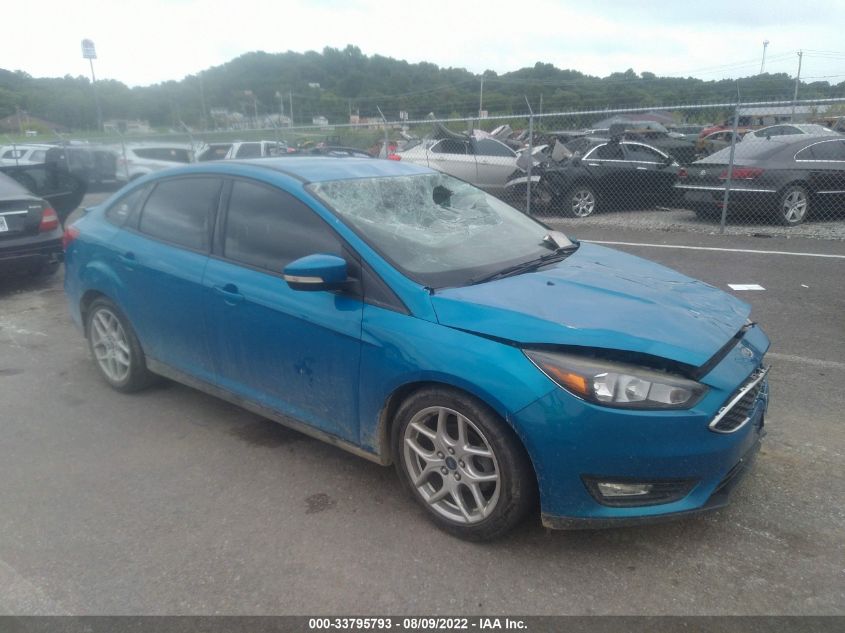 2015 FORD FOCUS SE