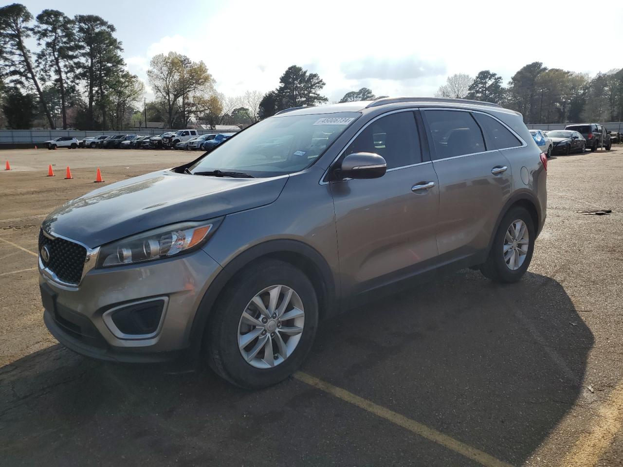 2016 KIA SORENTO LX