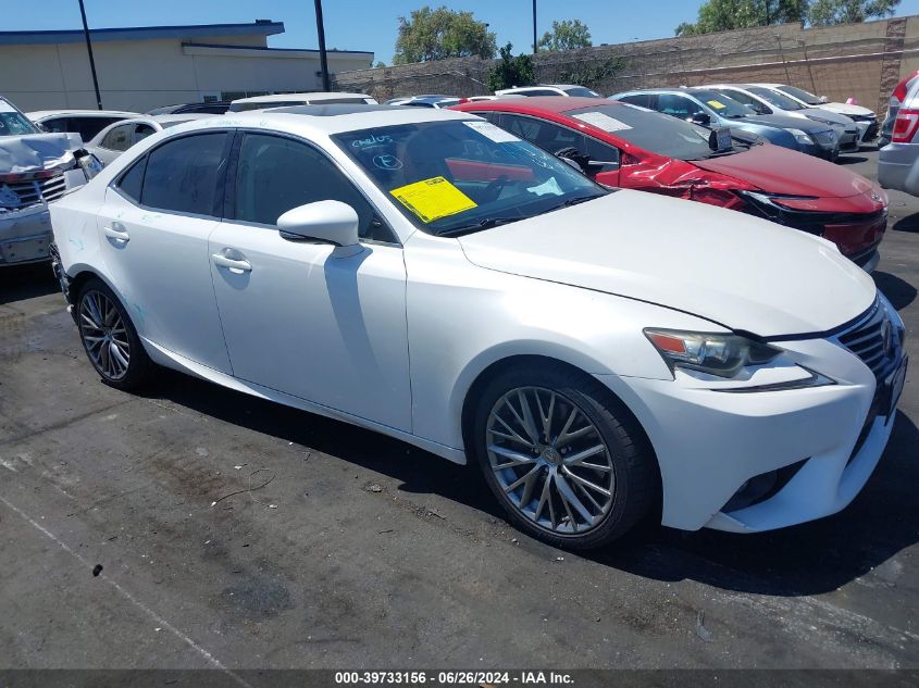 2016 LEXUS IS 200T