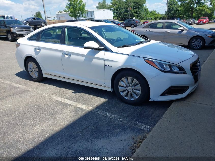 2016 HYUNDAI SONATA HYBRID SE