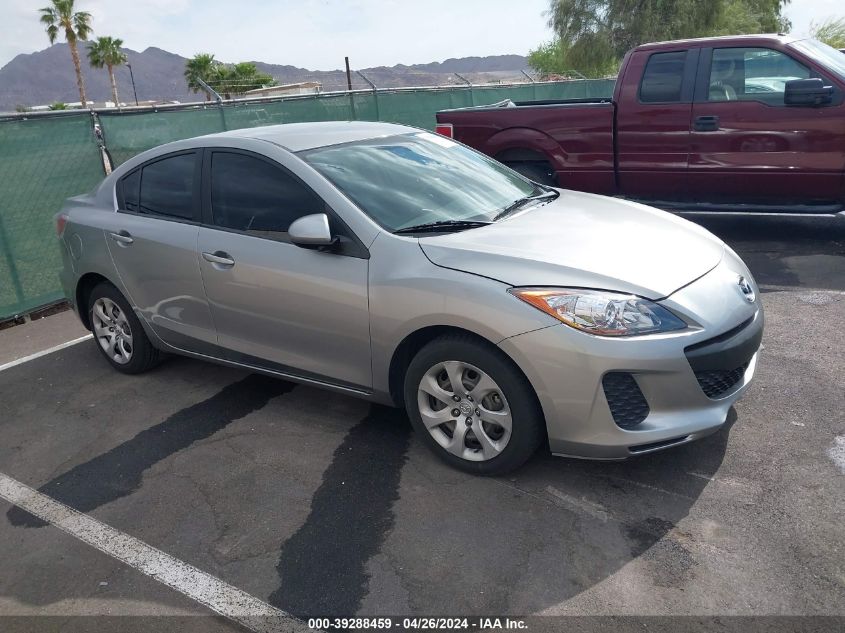 2013 MAZDA MAZDA3 I SPORT