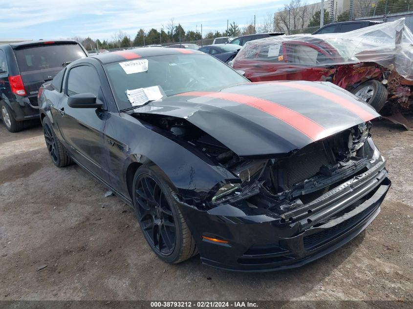 2014 FORD MUSTANG V6