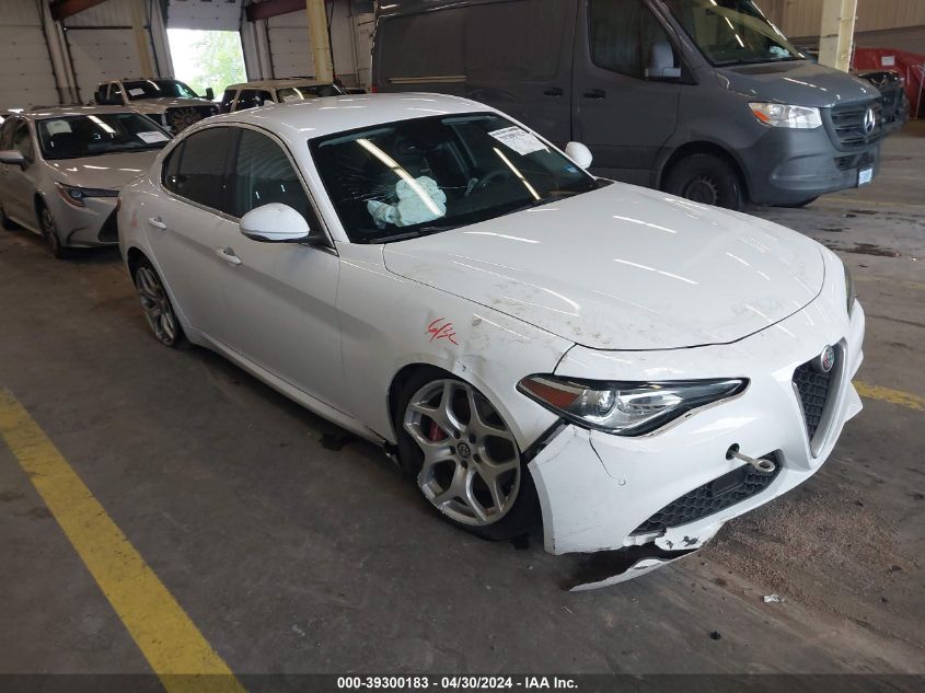 2018 ALFA ROMEO GIULIA TI RWD