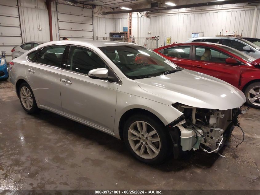 2013 TOYOTA AVALON XLE