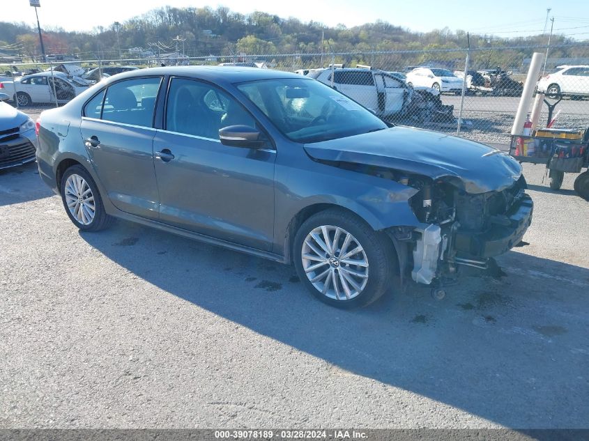 2013 VOLKSWAGEN JETTA 2.0L TDI