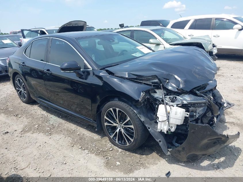 2019 TOYOTA CAMRY SE