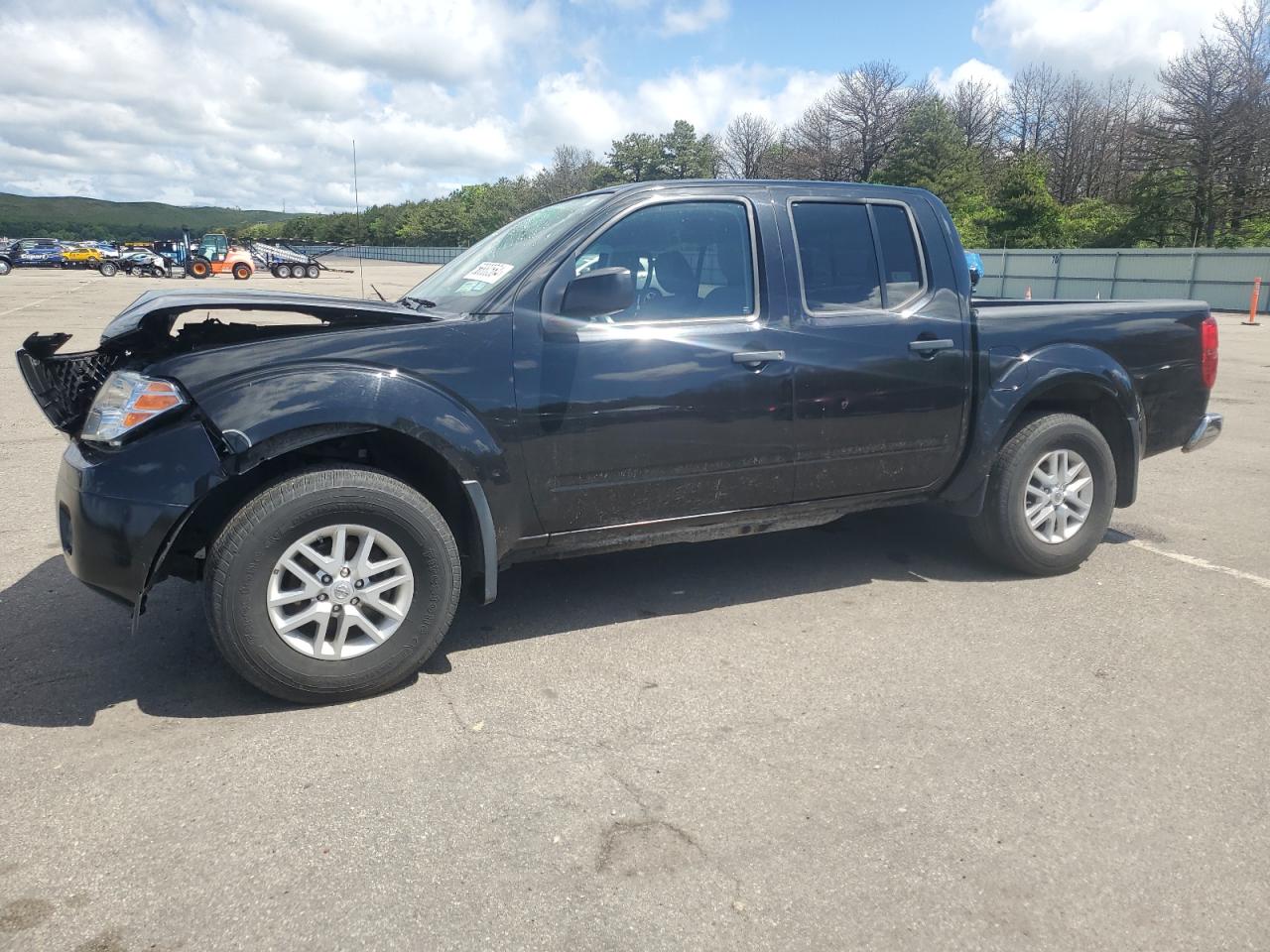 2019 NISSAN FRONTIER S