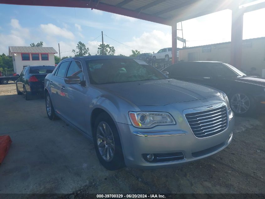 2013 CHRYSLER 300C