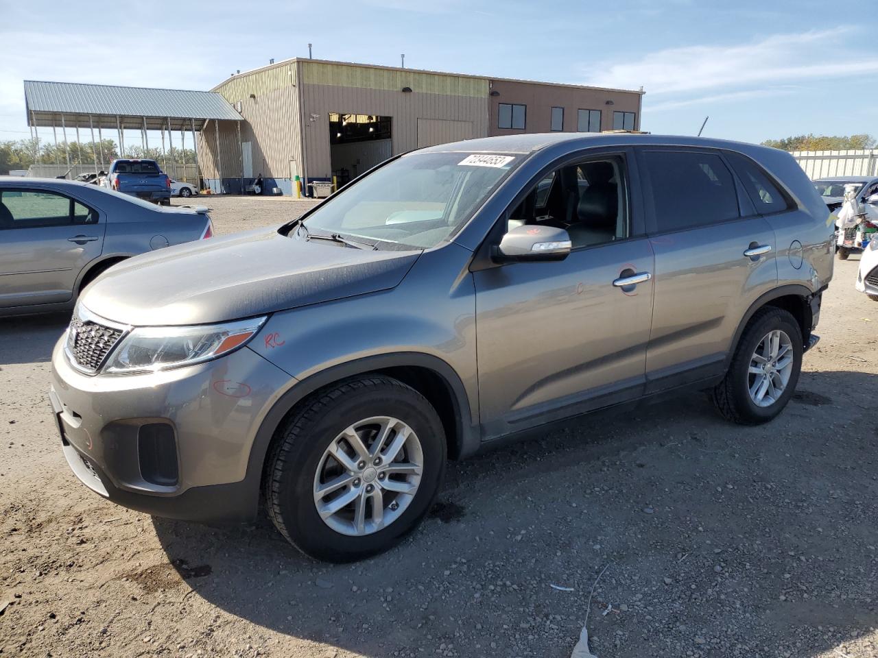 2015 KIA SORENTO LX