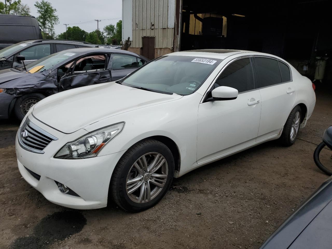 2011 INFINITI G25