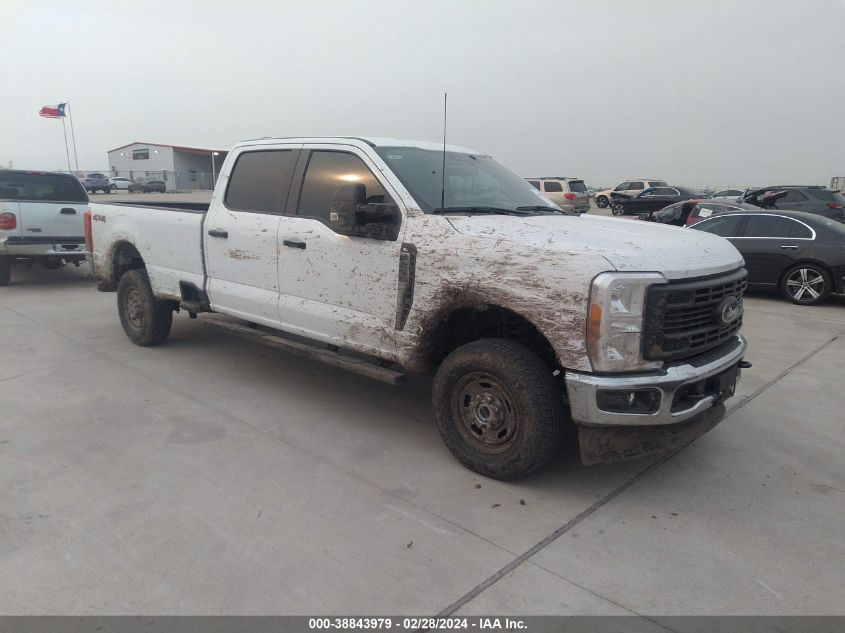 2023 FORD F-250 XL