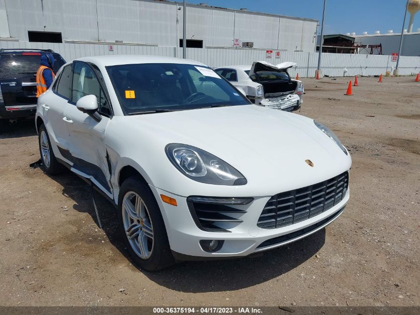 2015 PORSCHE MACAN S