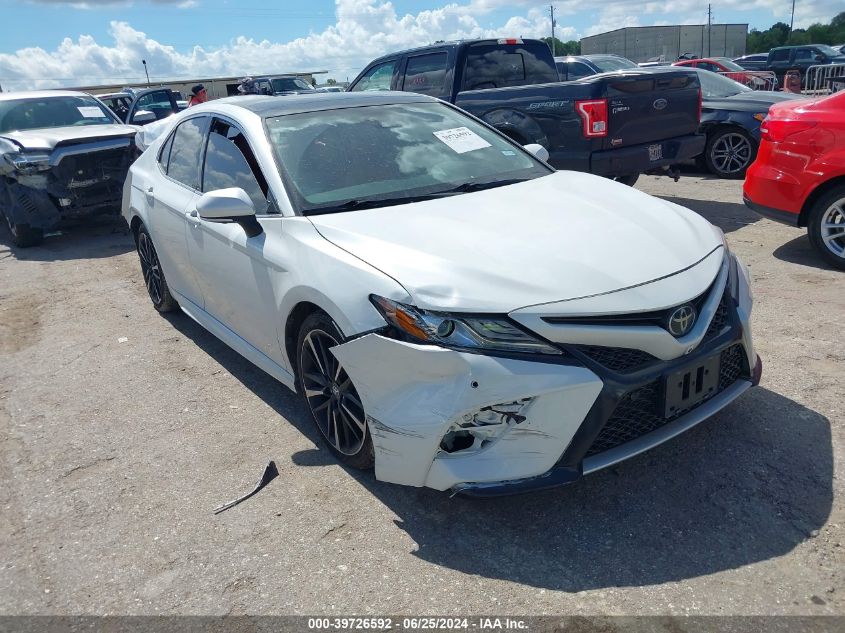 2019 TOYOTA CAMRY XSE/XLE