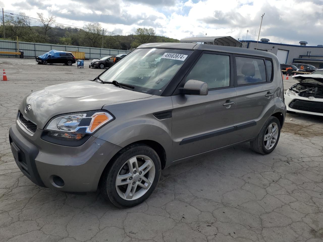 2011 KIA SOUL +