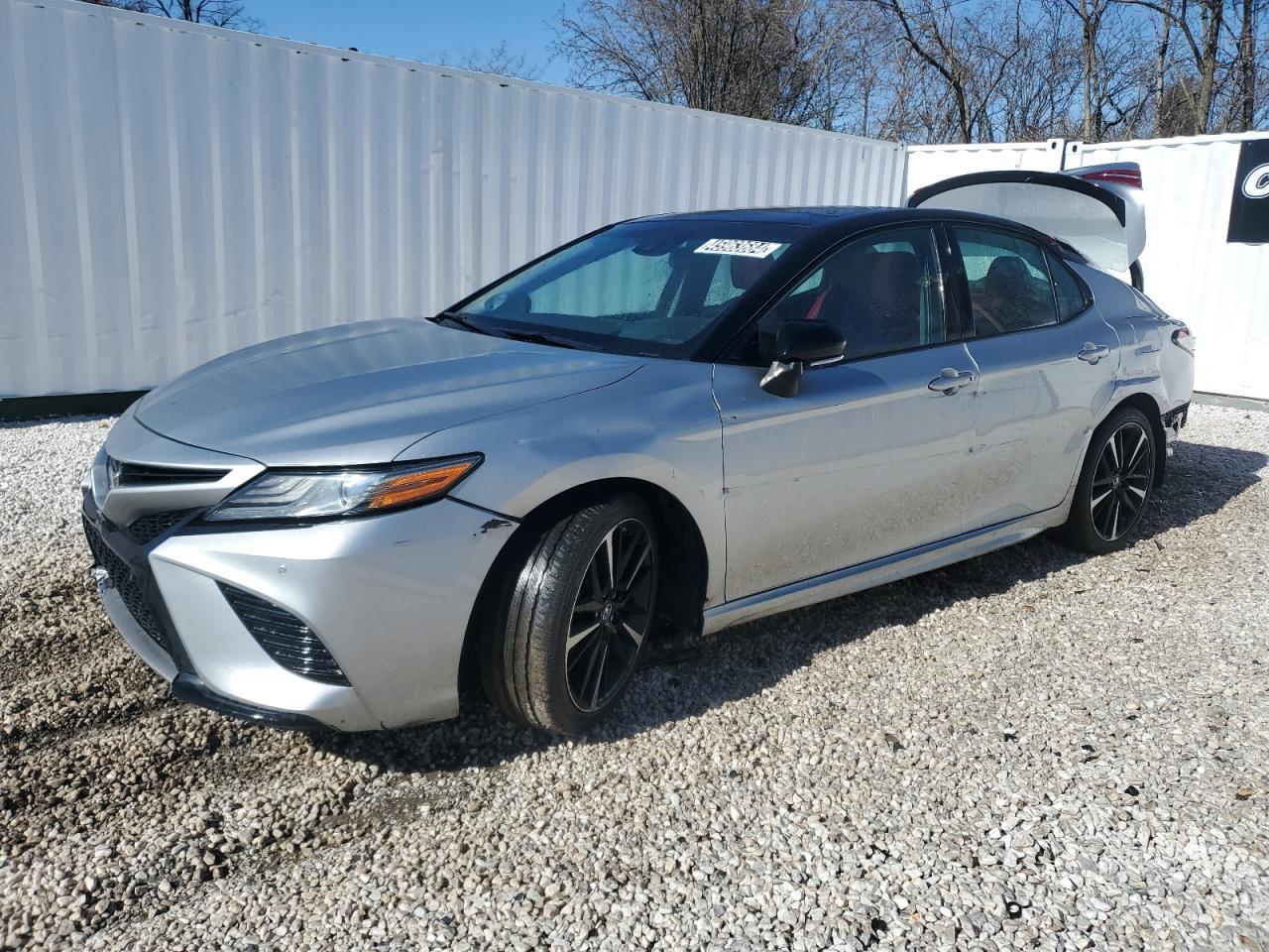 2018 TOYOTA CAMRY XSE