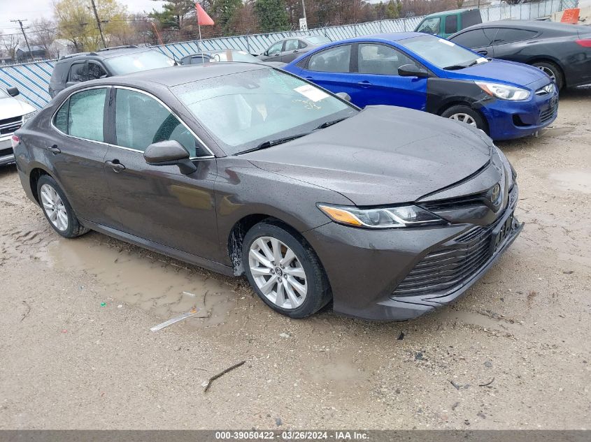 2018 TOYOTA CAMRY LE