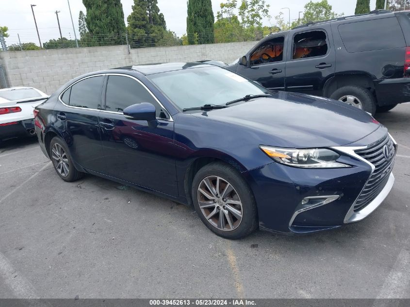 2016 LEXUS ES 300H