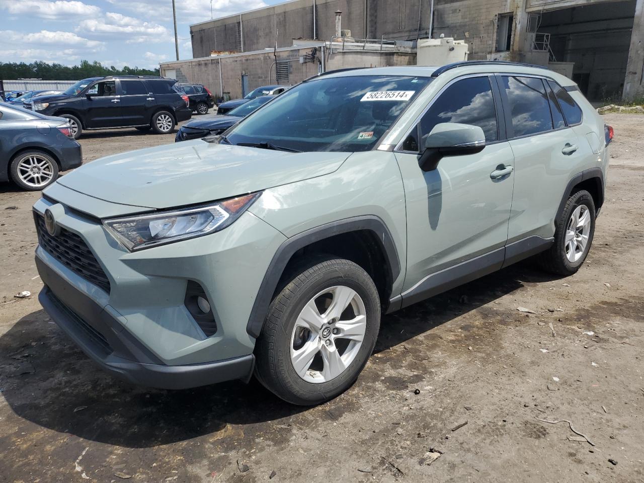 2019 TOYOTA RAV4 XLE