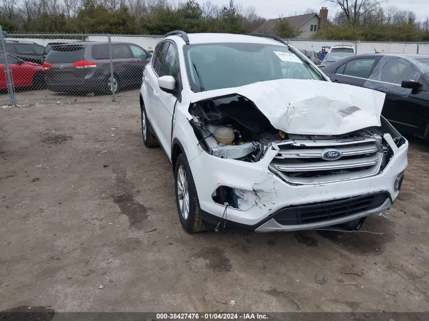 2018 FORD ESCAPE SE