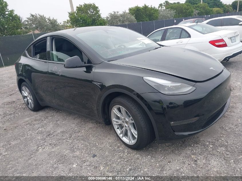 2024 TESLA MODEL Y