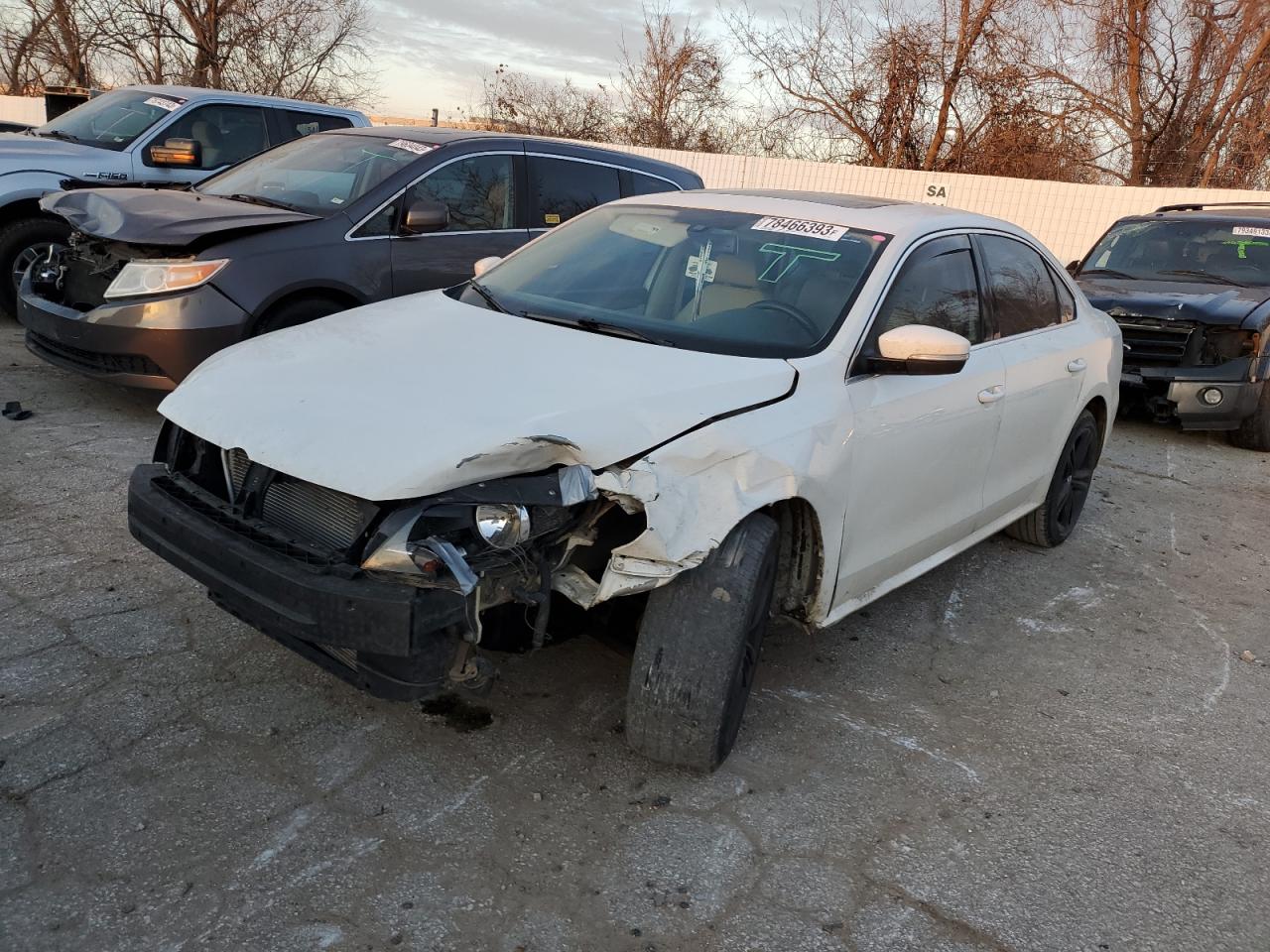 2014 VOLKSWAGEN PASSAT SE